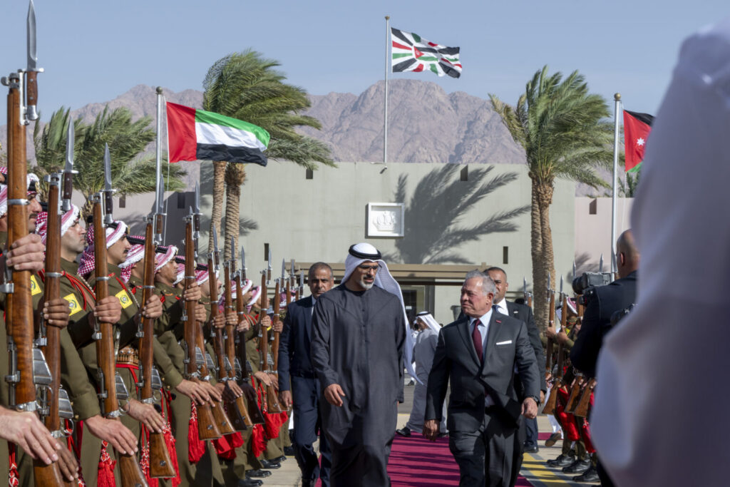King of Jordan bids farewell to Abu Dhabi Crown Prince upon departure from kingdom